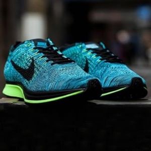 flyknit blue lagoon